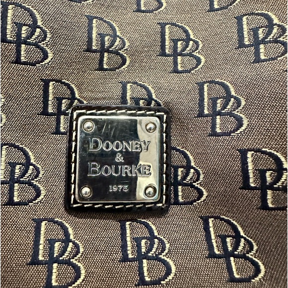 DOONEY & BOURKE Logo Monogramed Zippered Shoulder Bag - Picture 2 of 15